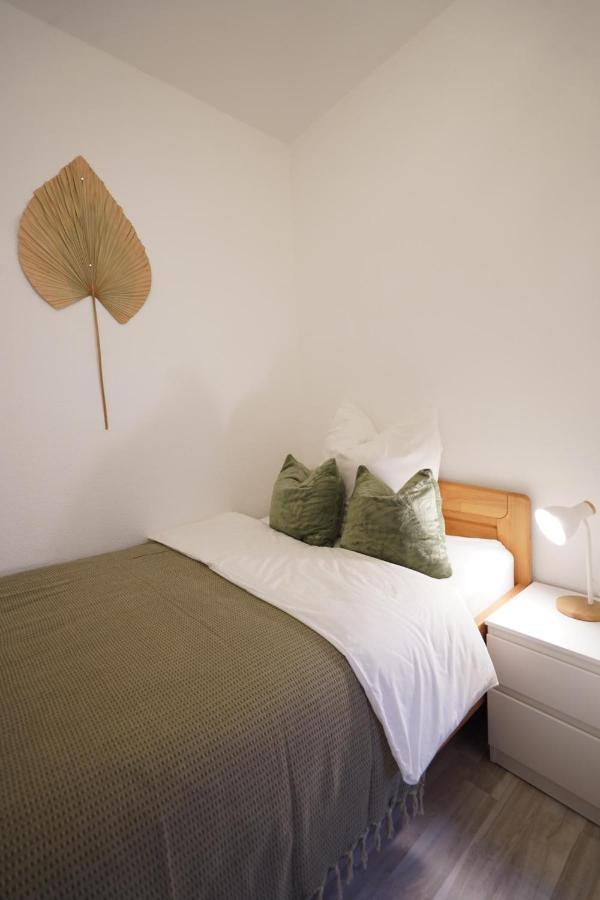 Dein Flughafen Messe Apartment Nahe Duesseldorf 2 ดุยส์บูร์ก ภายนอก รูปภาพ