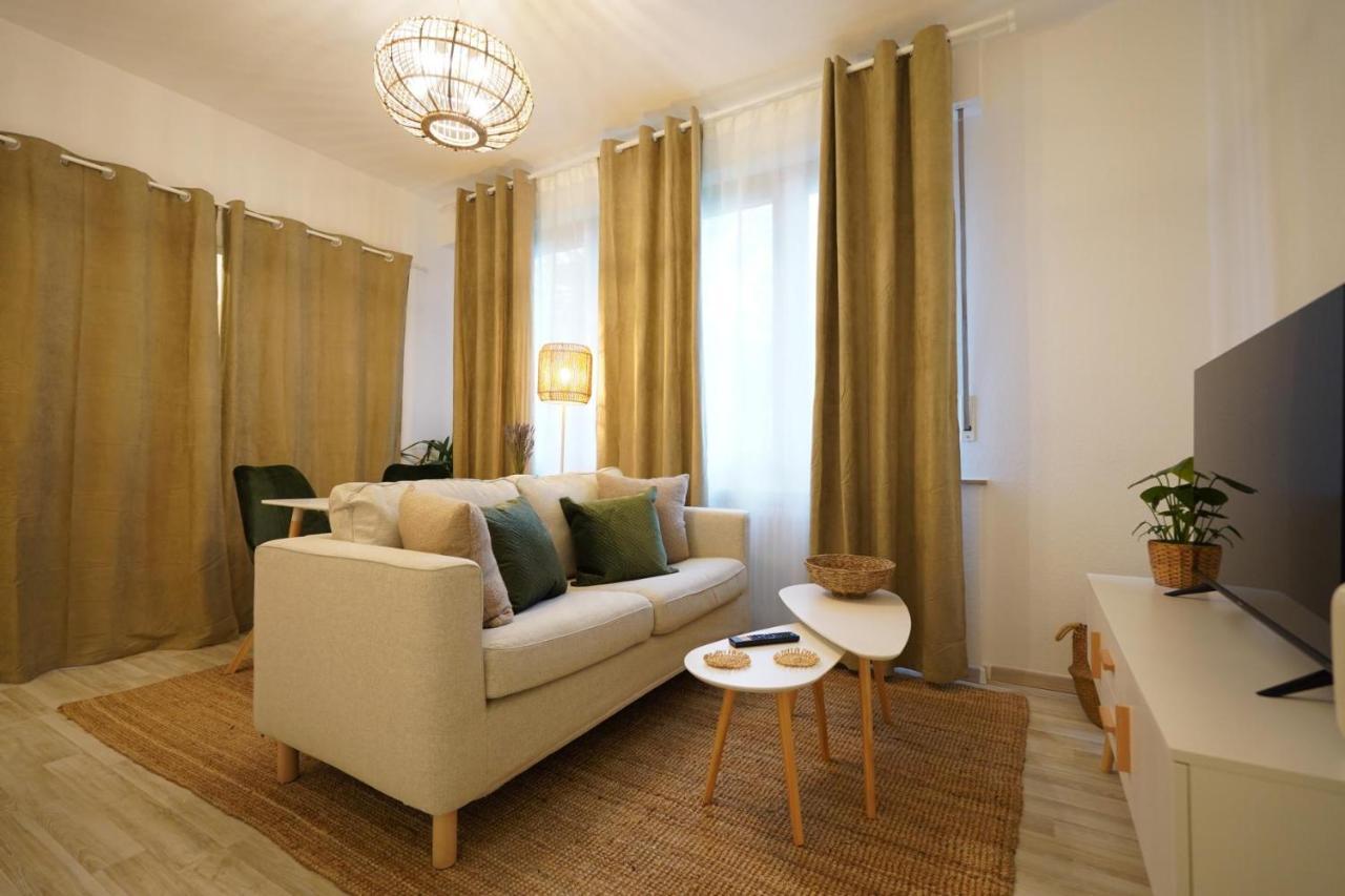Dein Flughafen Messe Apartment Nahe Duesseldorf 2 ดุยส์บูร์ก ภายนอก รูปภาพ
